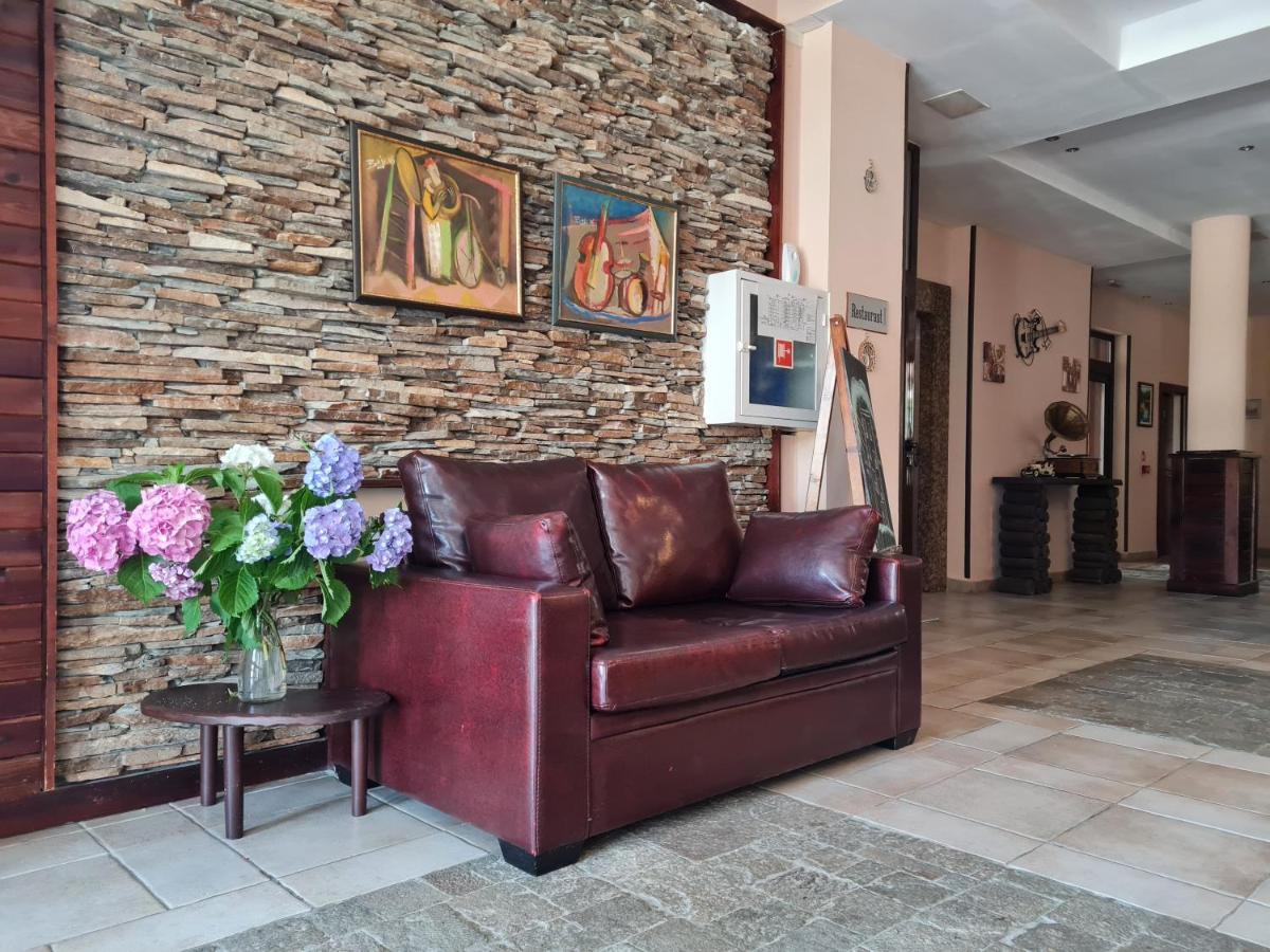 Apart Hotel Orbilux Bansko Bagian luar foto