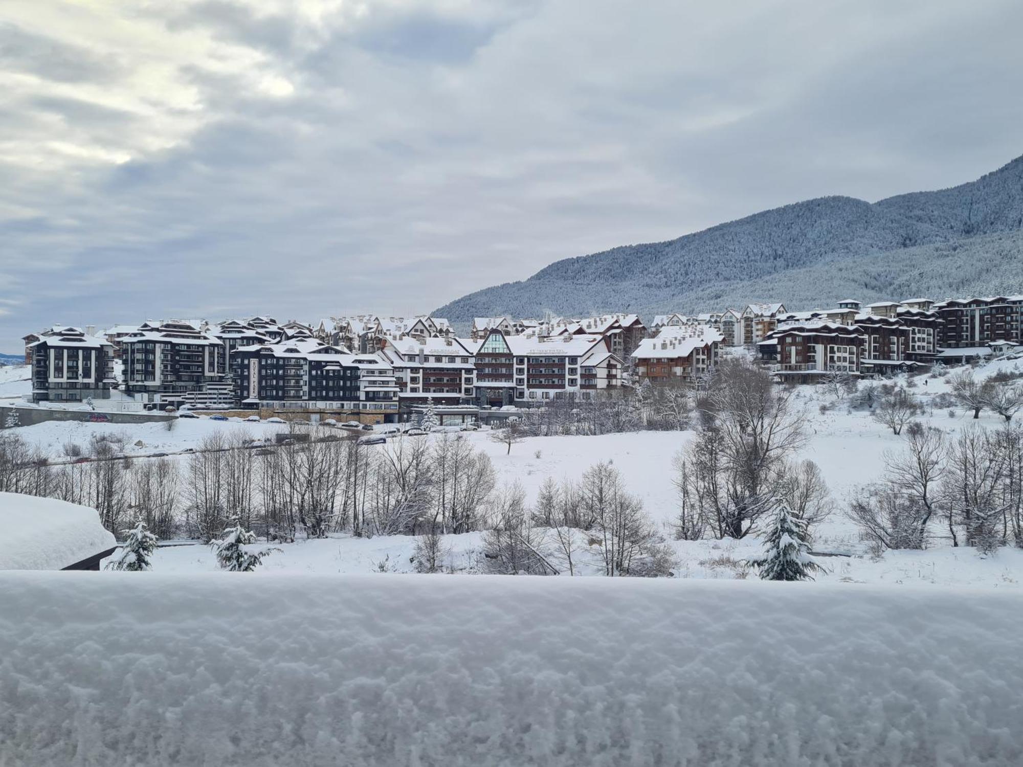 Apart Hotel Orbilux Bansko Bagian luar foto