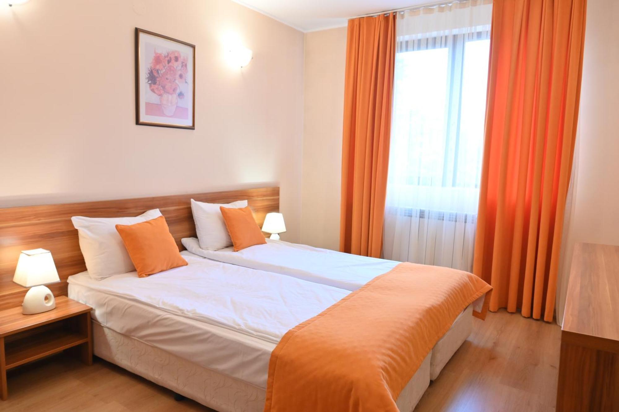 Apart Hotel Orbilux Bansko Bagian luar foto